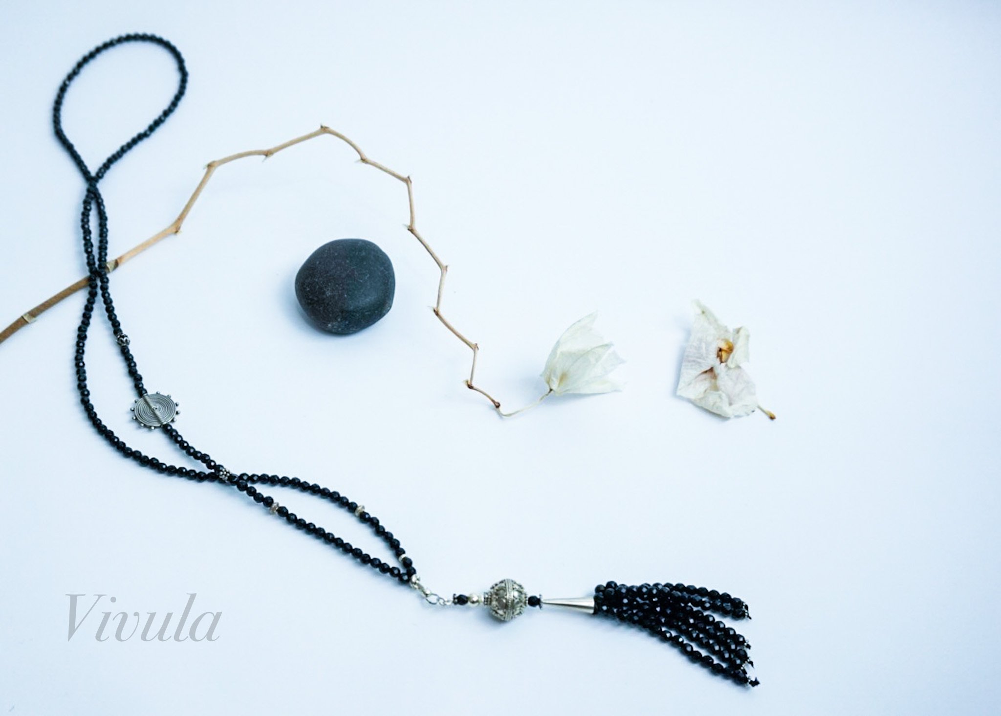 Long-Black-Onyx-Necklace-img