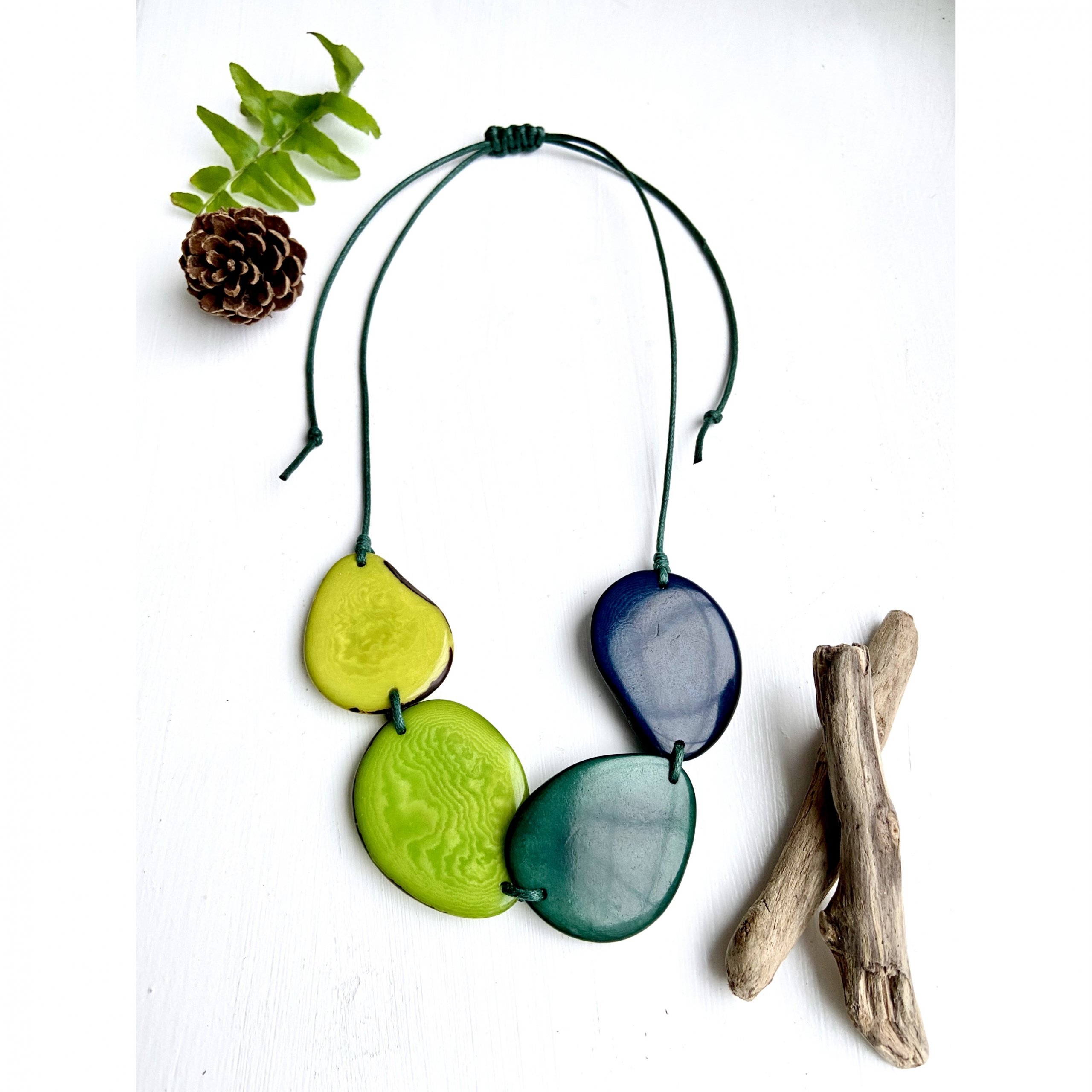 green-tagua-necklace-img